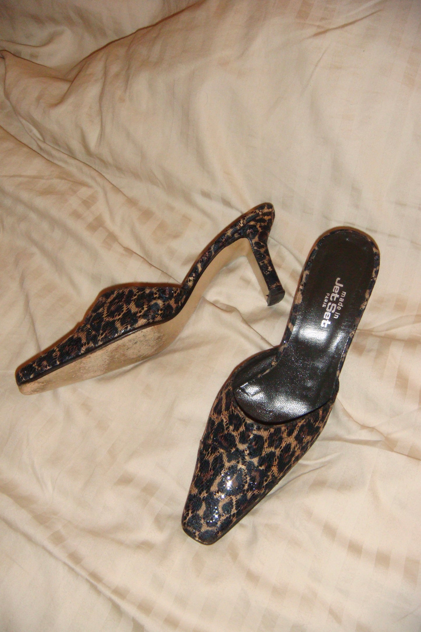 90's Leo Shiny Heels